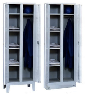 Kleiderschrank, Kleiderschränke aus Stahl