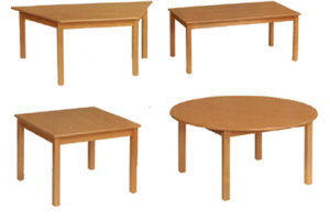 Holztische für Kindergarten