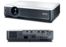 beamer-sanyoplc-xu75