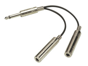 Adapterkabel  zur Verbindung von 2 Aktivboxen