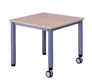 Tisch fahrbar 