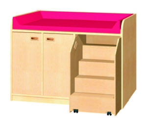 Wickelkommode Treppe rechts und 1x Schrank